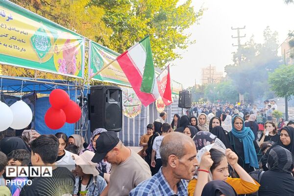 غرفه‌های مردمی صباشهر؛ ایستگاهی برای تلاقی هنر و عشق به ولایت