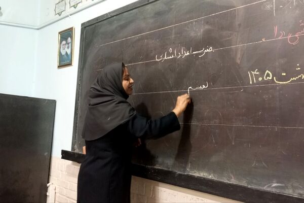 کلاس های مجازی شیدا در دبستان بنت الهدی صدر 