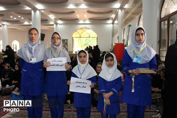 آیین گرامیداشت چهلم شهیدان ملکی در مصلای نظرآباد 