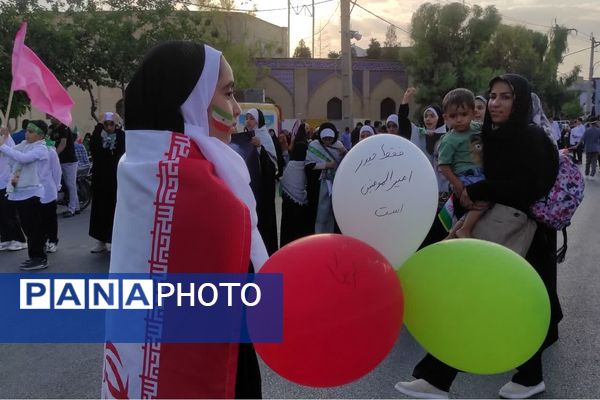 مردم شیراز باری دیگر به صحنه آمدند  و وعده صادق ۳ و عید غدیرخم را جشن گرفتند