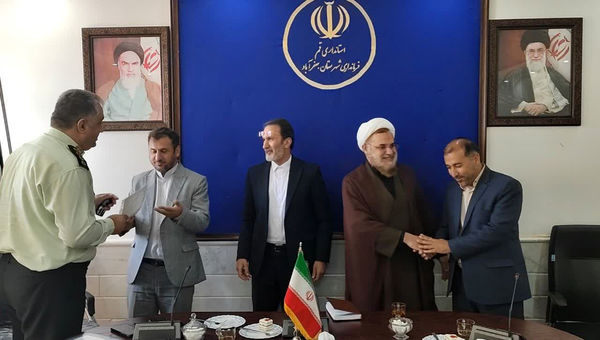 تقدیر امام جمعه جعفرآباد قم از خدمات پلیس