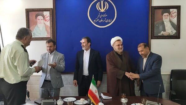 تقدیر امام جمعه جعفرآباد قم از خدمات پلیس