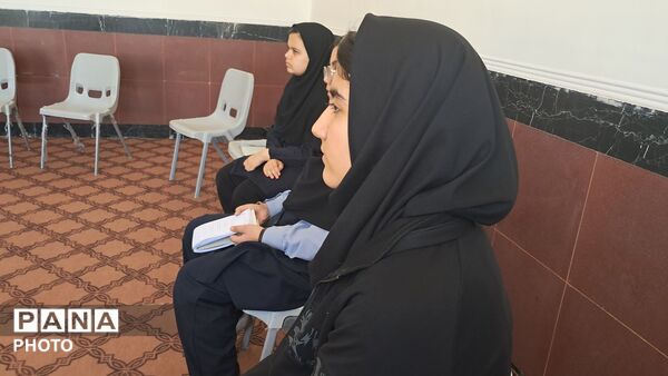مسابقه مشاعره در شهرستان کاشمر