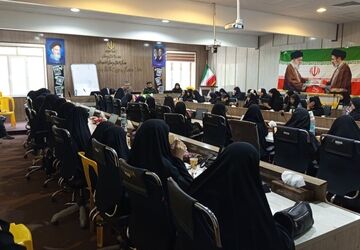 دوره یاوران ولایت دانش آموزی تبادکان