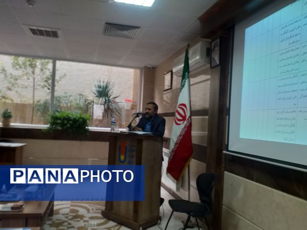 جلسه توجیهی راهبران و ناظران اقامه نماز مدارس مشهد مقدس