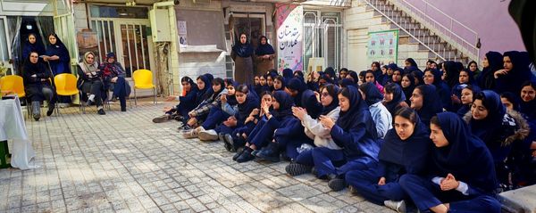 جشن ولادت صاحب الزمان در مدرسه صالحین 