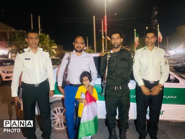 در شبِ سه‌شنبه، ۲۲ اردیبهشت، شهر با حضور پرشوق مردمانش جانی تازه گرفت