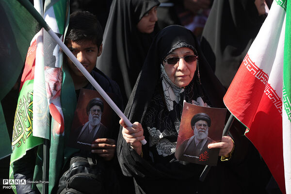 چهلمین روز شهادت رهبر شهید انقلاب اسلامی - تهران