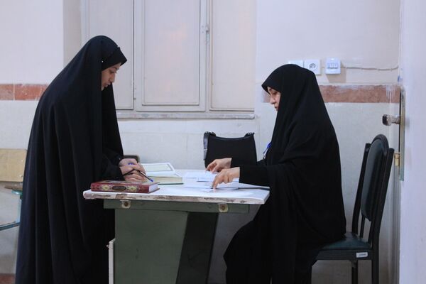  مسابقات قرآن، عترت و نماز متوسطه اول و دوم دختران بهارستان‌دو