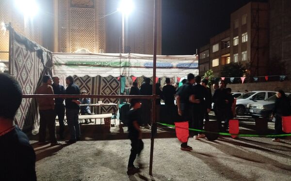برگزاری مراسم شب سوم محرم به‌صورت باشکوه در مجمع انصارالحسین