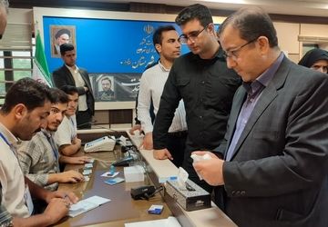 حال و هوای مردم مؤمن و ولایت‌مدار شهرستان ملارد در پای صندوق‌های أخذ رأی