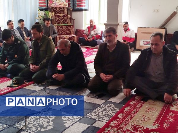 دیدار فرماندار فاروج با امام جمعه به مناسبت آغاز دهه فجر 