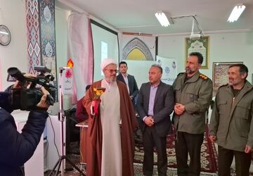 نواختن زنگ امنیت در دبیرستان ملاصدرا دامغان
