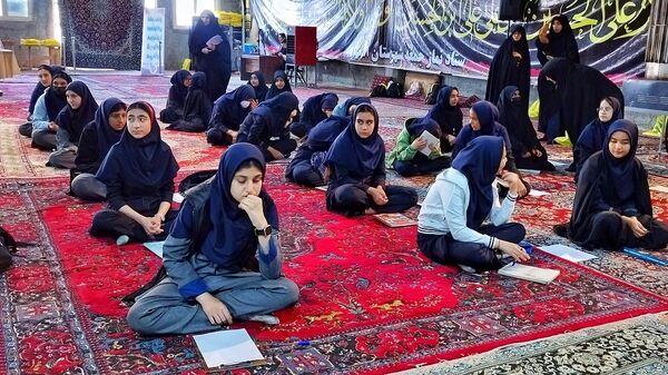 برگزاری لیگ جت دختران در مصلی بقیة اللّٰه شهرستان اشتهارد 