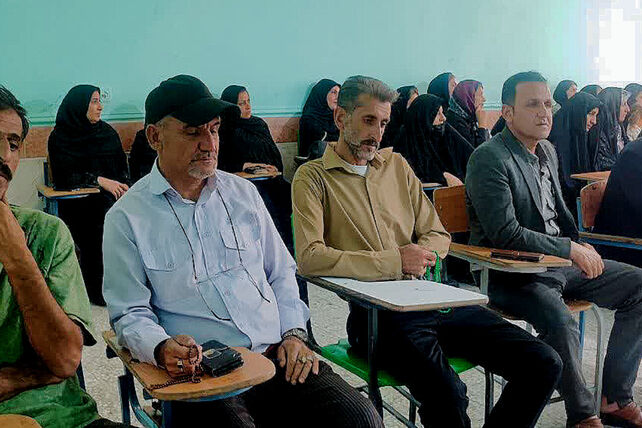 جلوه‌ای روشن از هم‌افزایی و پیوند خانه و مدرسه در دبیرستان‌های بن‌زرد