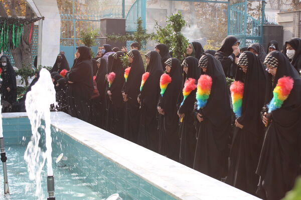 تشییع و تدفین پیکر شهید گمنام در اداره کل آموزش و پرورش شهر تهران