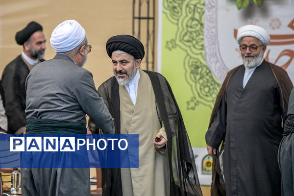 همایش فرهیختگانی عالم تمدن ساز در ارومیه