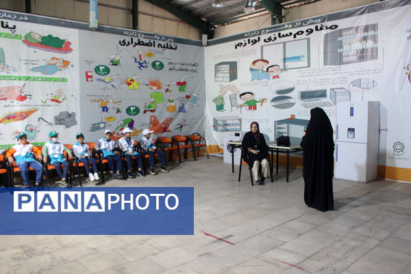 رقابت گروه‌های منتخب مدارس پسرانه استان قم در نخستین جشنواره سفیران سلامت 