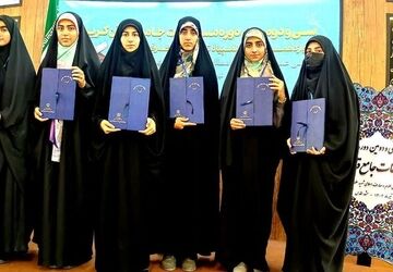 چهل وسومین دوره مسابقات قرآن قطبی دوره‌ی متوسطه‌ی اول ودوم در فولادشهر