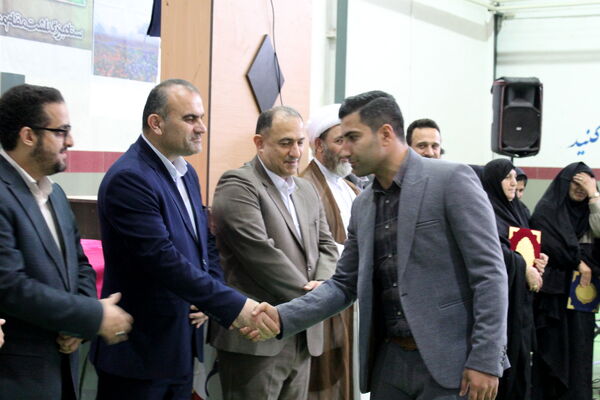همایش روز معلم در بندپی شرقی 