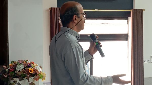 دوره توانمندسازی زیست‌محیطی برای مراقبان سلامت مدارس ابتدایی در چهارمحال و بختیاری