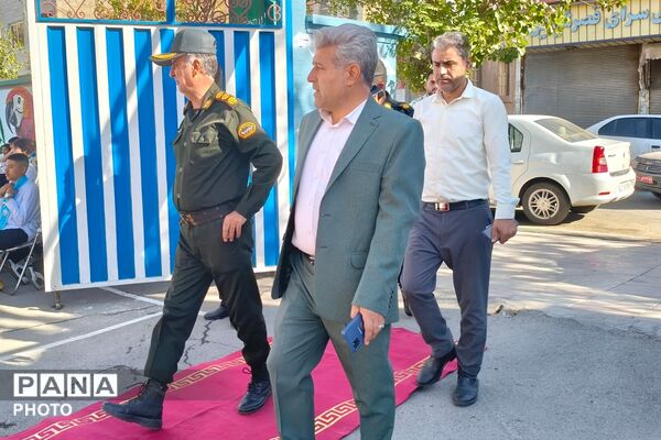 آغاز سال تحصیلی در دبیرستان نمونه دولتی شهدای علم و فناوری با عطر دفاع مقدس