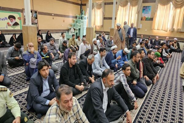مراسم بزرگداشت شهدای مقاومت و نیروی انتظامی در شهرستان فاروج 