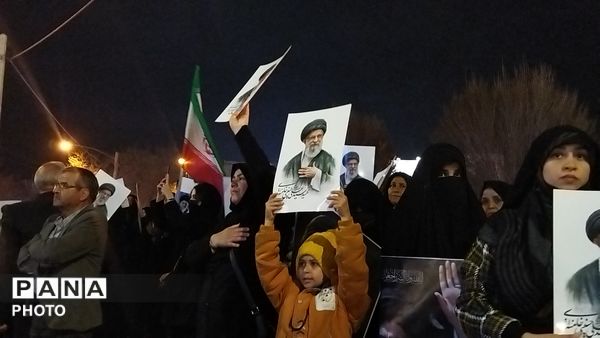 قاب هایی از حضور-۱