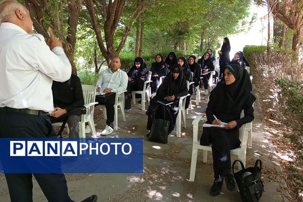 برگزاری دوره توانمند سازی مربیان پیشتاز در منطقه پردیس 