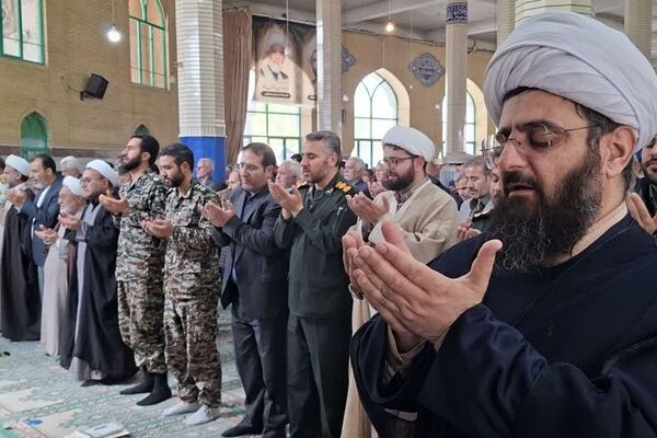 برگزاری باشکوه نماز جمعه فامنین با حضور مردم ولایتمدار 