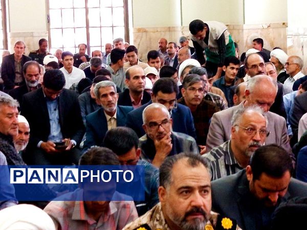 یک سال از نبود شهید جمهور میگذرد