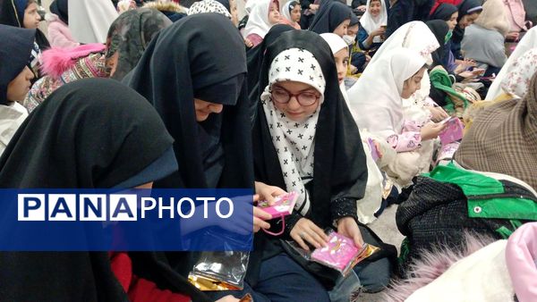 برنامه رویش آدینه با حضور دبستان دخترانه امام مهدی۲  در محمدشهر کرج