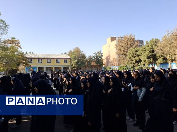 زنگ مهر در دبیرستان شاهد تقوا پیشگان ناحیه ۴ مشهد نواخته شد