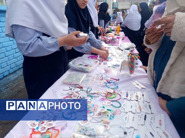 بازارچه مادر دختر در دبستان سمیه