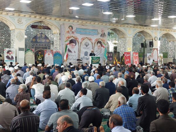 برگزاری نماز جمعه در کاشمر 