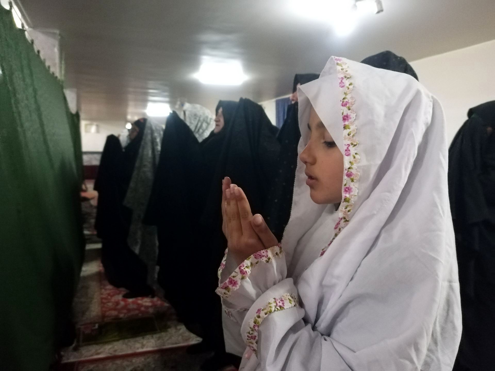 اقامه نماز جمعه عبادی سیاسی در  هفته دوم ماه مبارک رمضان  