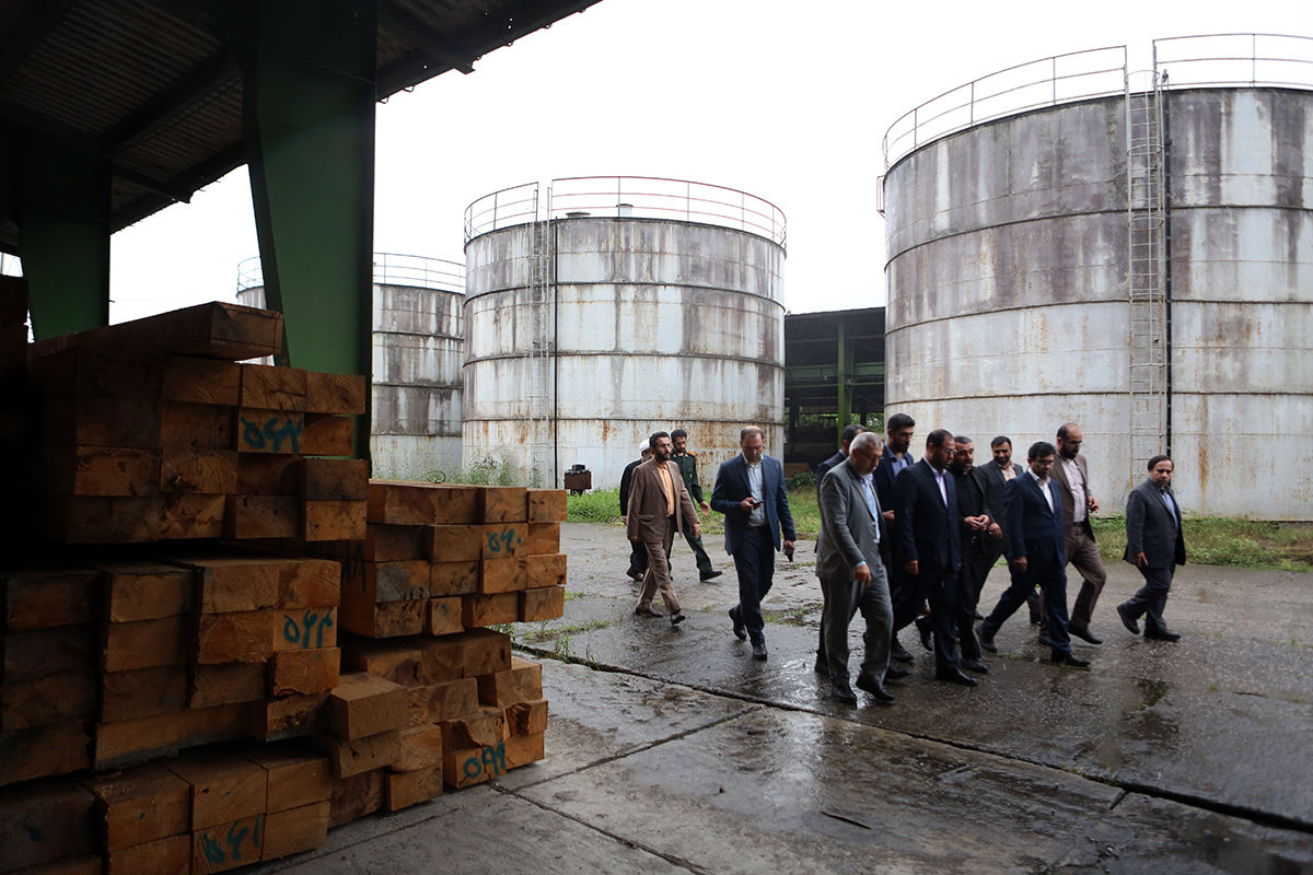 بازدید نماینده دولت و وزیر آموزش و پرورش از پروژه‌های عمرانی شهرستان سوادکوه