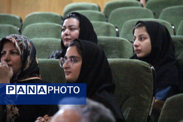 جشنواره هنرهای نمایشی در شریف الدین علی در شهر یزد