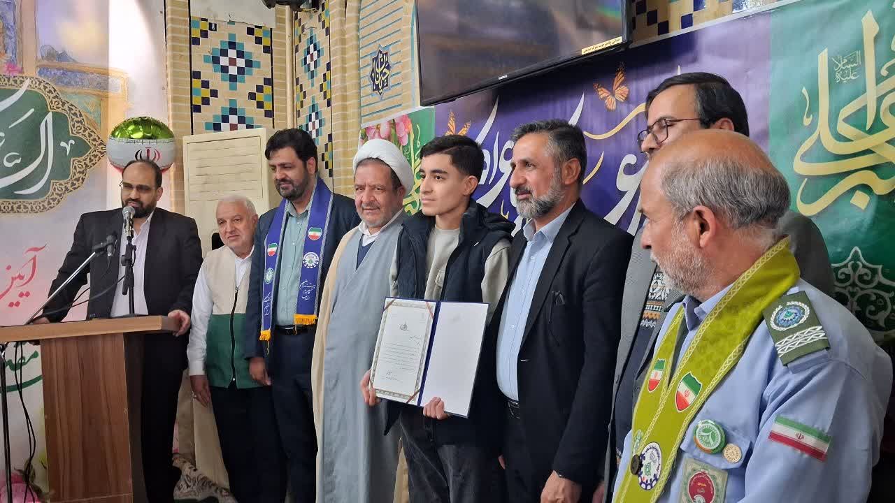 تجلیل از پسران نخبه پیشتاز در مراسمی باشکوه به مناسبت میلاد حضرت علی اکبر (ع) 