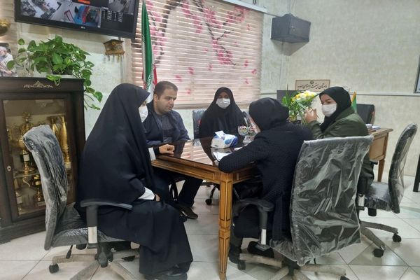 بازدید از وضعیت بهداشت و پایگاه‌های تغذیه سالم مدارس پاکدشت 