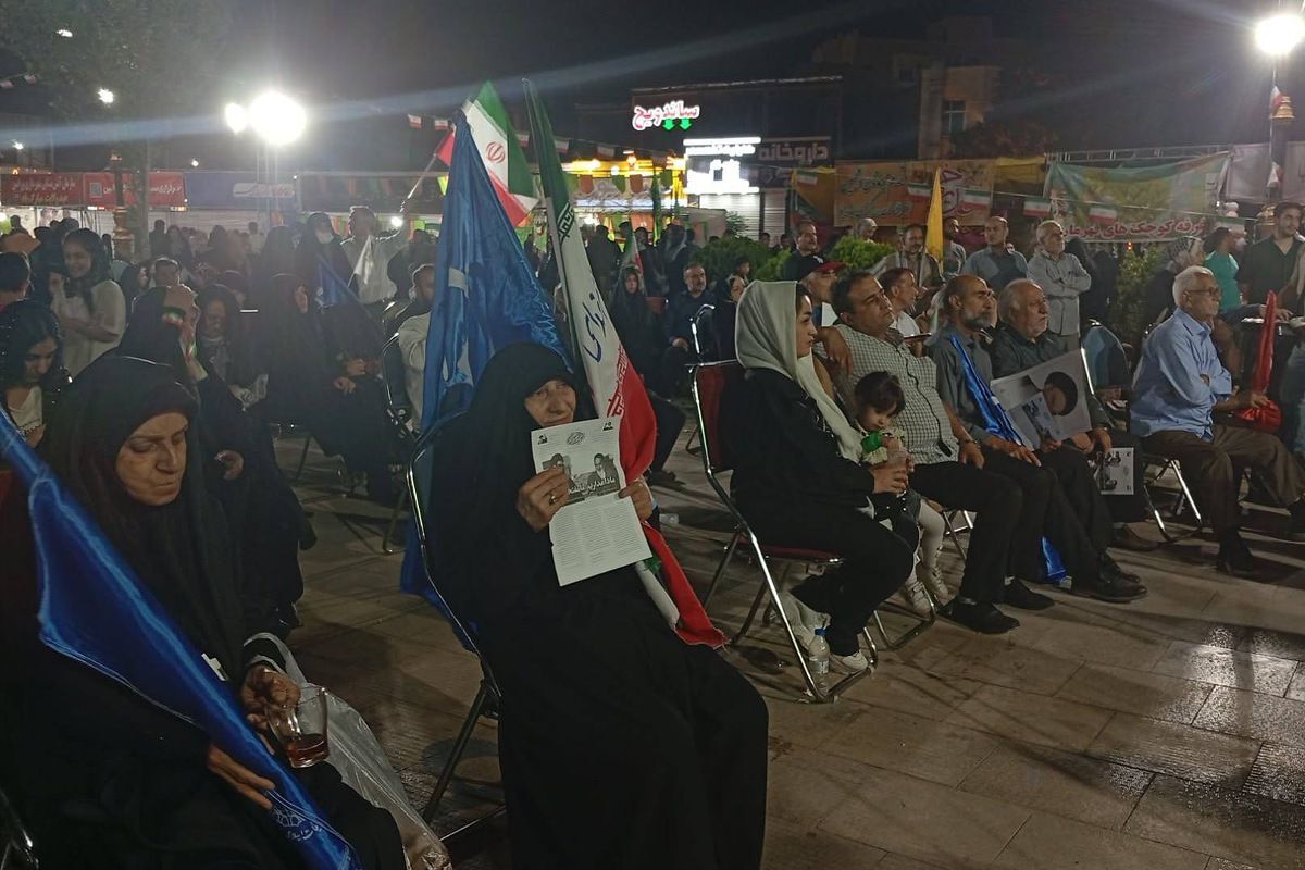 طنین عطر ولایت در میدان امام خامنه ای ورامین