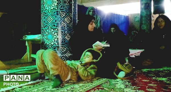 مراسم سوگواری قائد امت در مسجد امام هادی(ع) شهرک منظریه