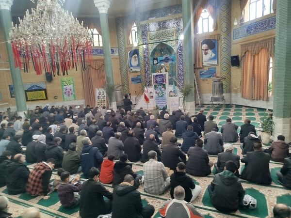همدلی و وحدت در نماز جمعه باخرز به نمایش درآمد