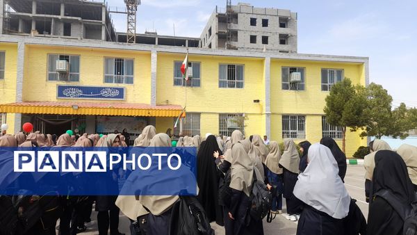 آیین بازگشایی مدارس در دبیرستان نورالهدی 