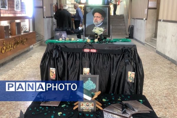 مراسم بزرگداشت شهدای خدمت در ناحیه 2 شهرری 