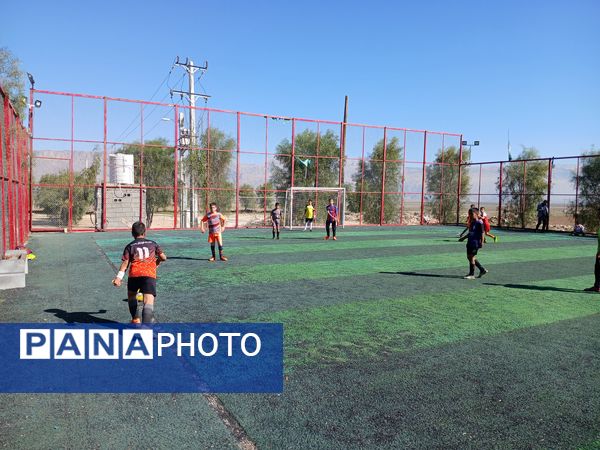 مسابقه فوتبال دوستانه در آموزشگاه شهید ابراهیم رضوی