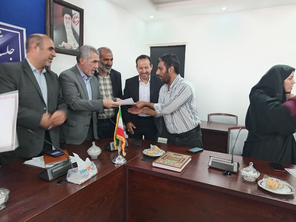 تجلیل از دختران برگزیده رشته‌های علمی ورزشی شهرستان جعفرآباد