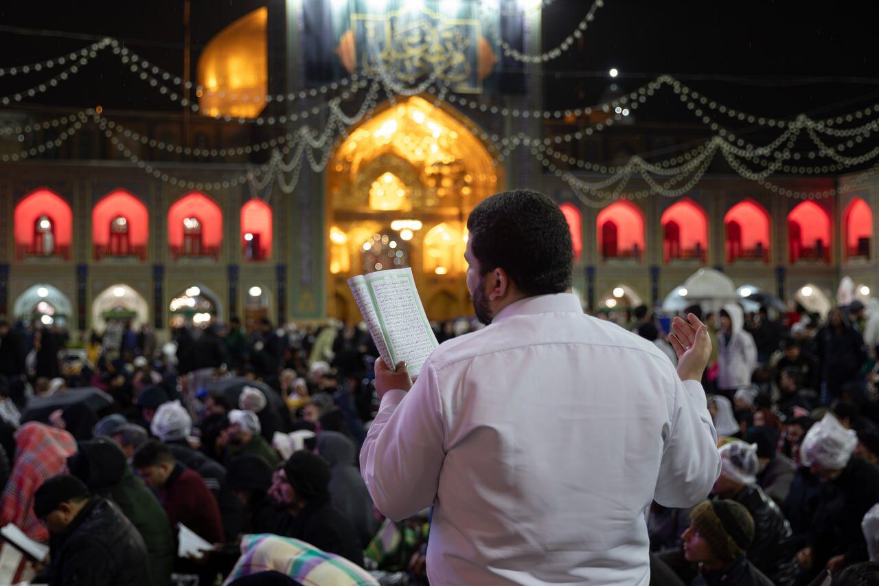 دیدار عاشقان با امام رضا(ع) در آخرین شب قدر
