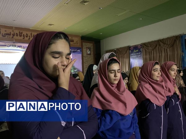 دختران ملاردی در اردوی سیاحتی زیارتی مشهد 