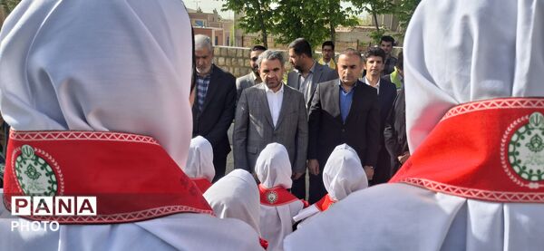 پیشتازان چهارمحال و بختیاری میزبان رئیس سازمان مدارس غیردولتی وزارت آموزش و پرورش 